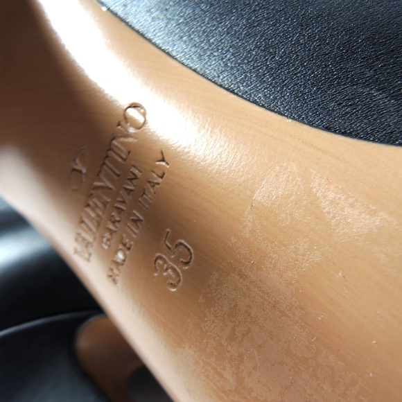 VALENTINO GARAVANI Pansy Bloom Leather Knee Boots never worn PRICED TO SELL - Picture 3 of 10